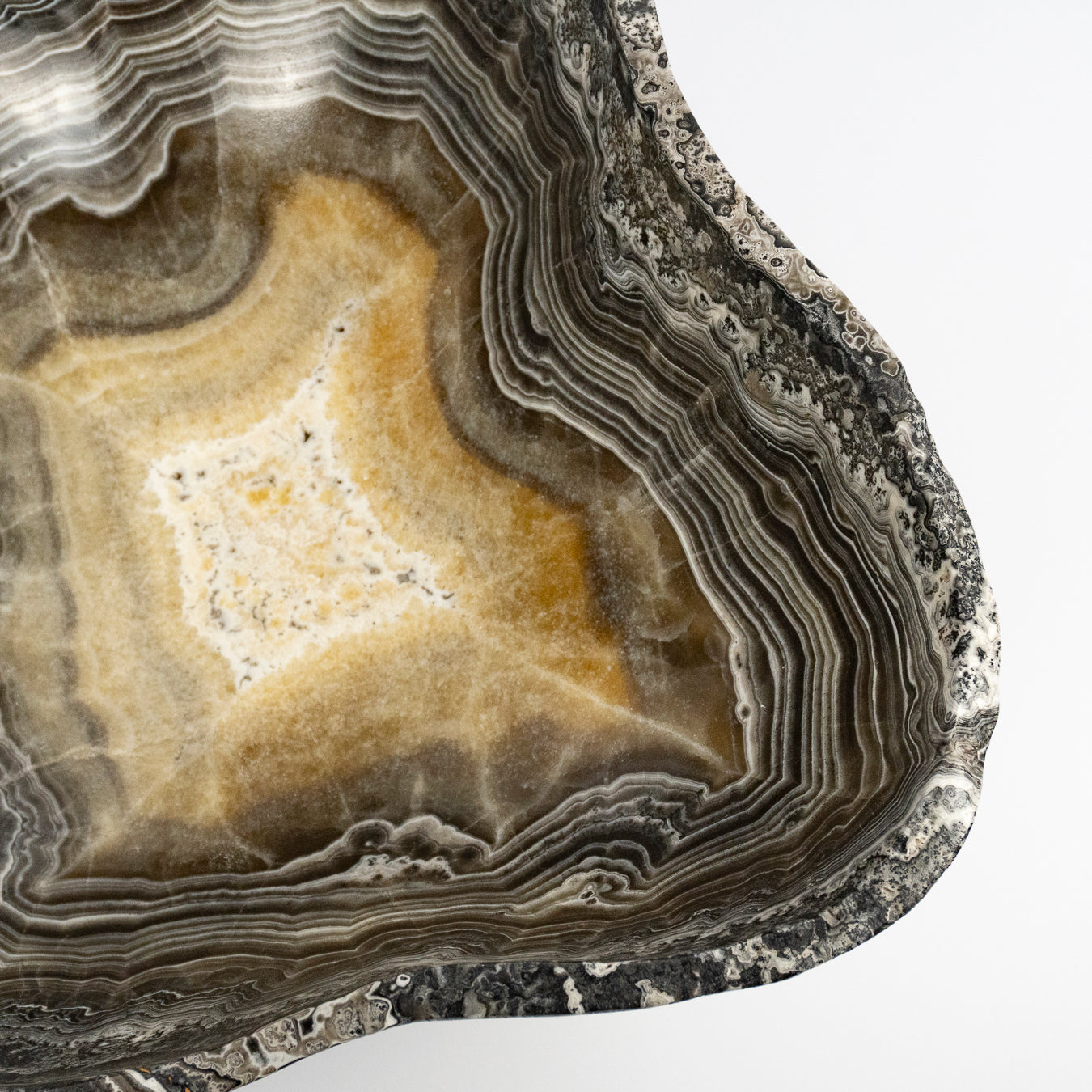 Devi Onyx Bowl