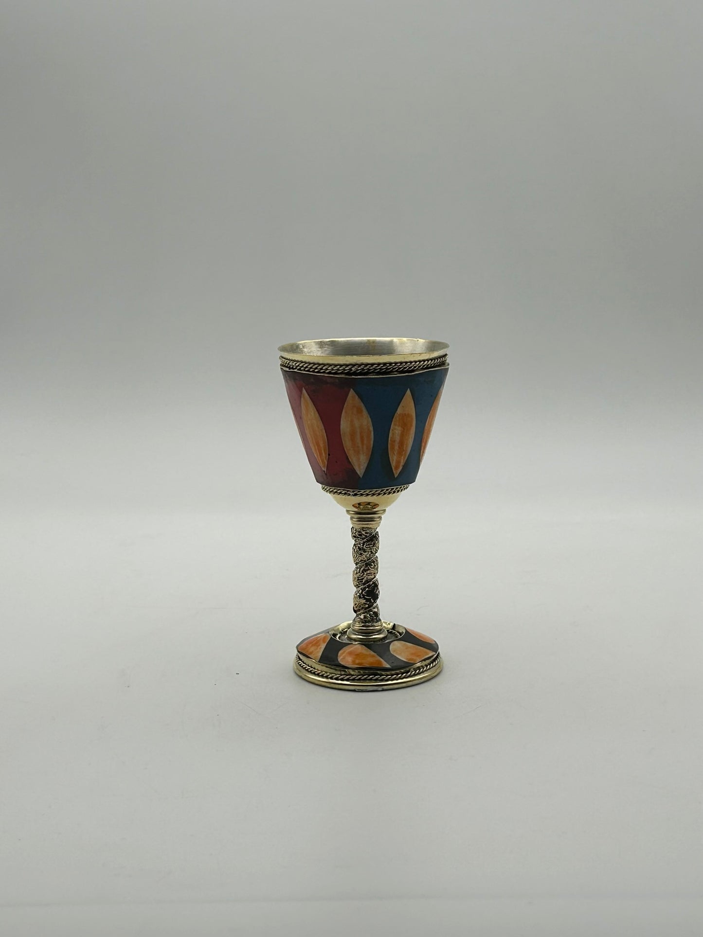 Petite Raja Leaf Wine Cup