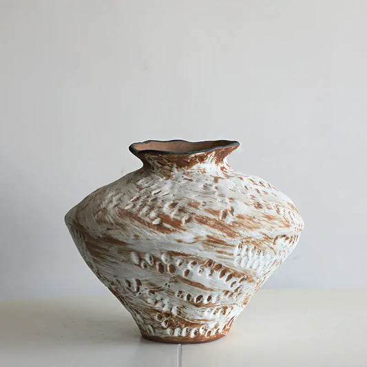 Toma Ceramic Vase