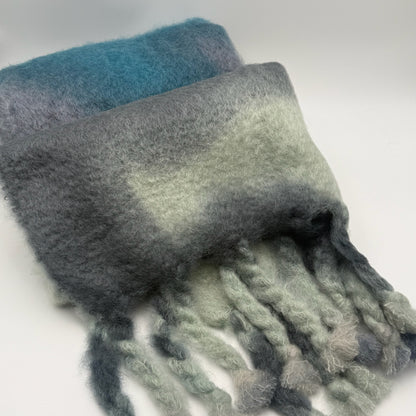 Blaue Throw Blanket