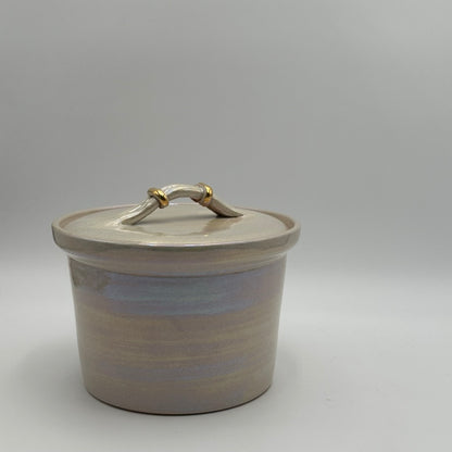 Mayra Deep Serving Pot with Lid