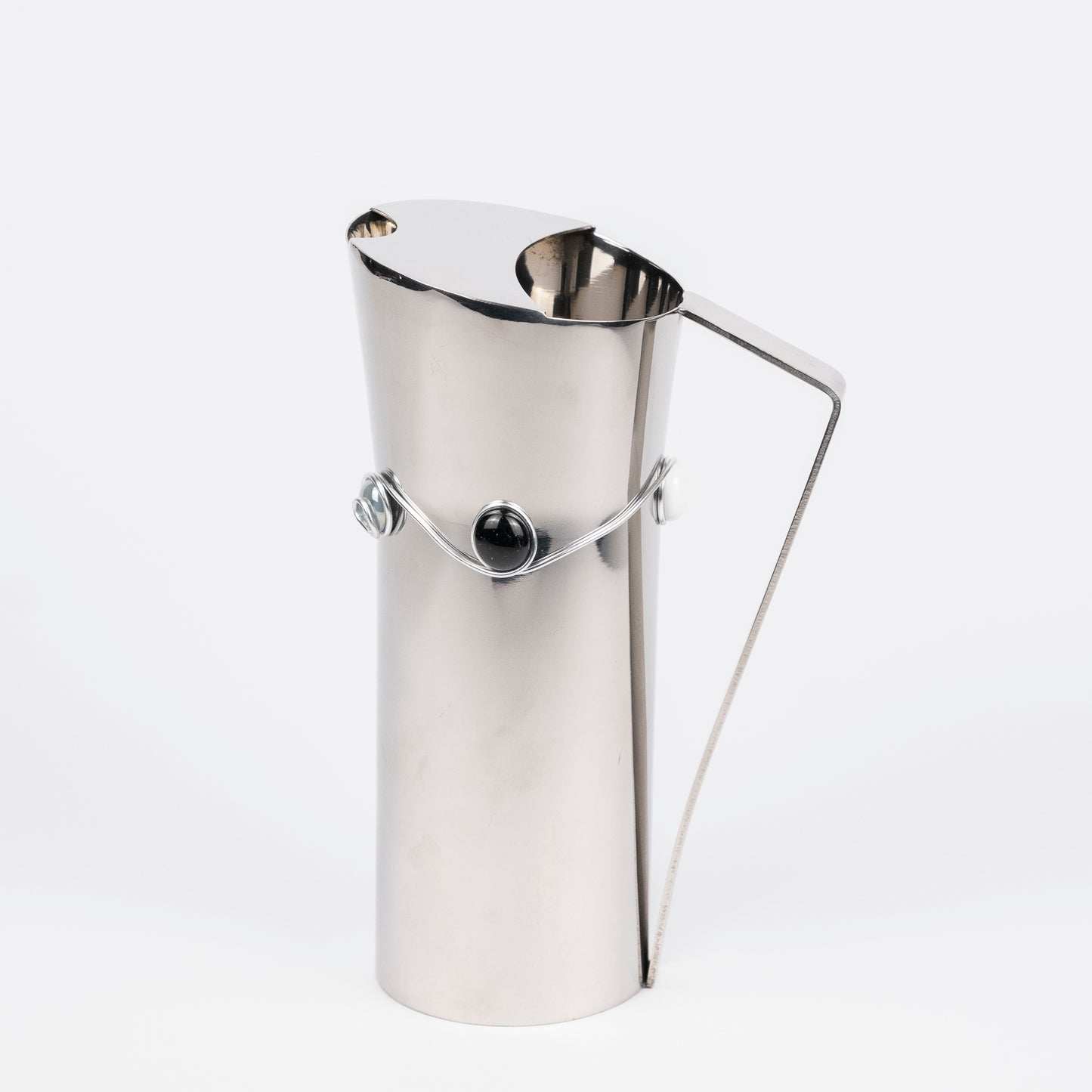 Noa Gemstone Pitcher