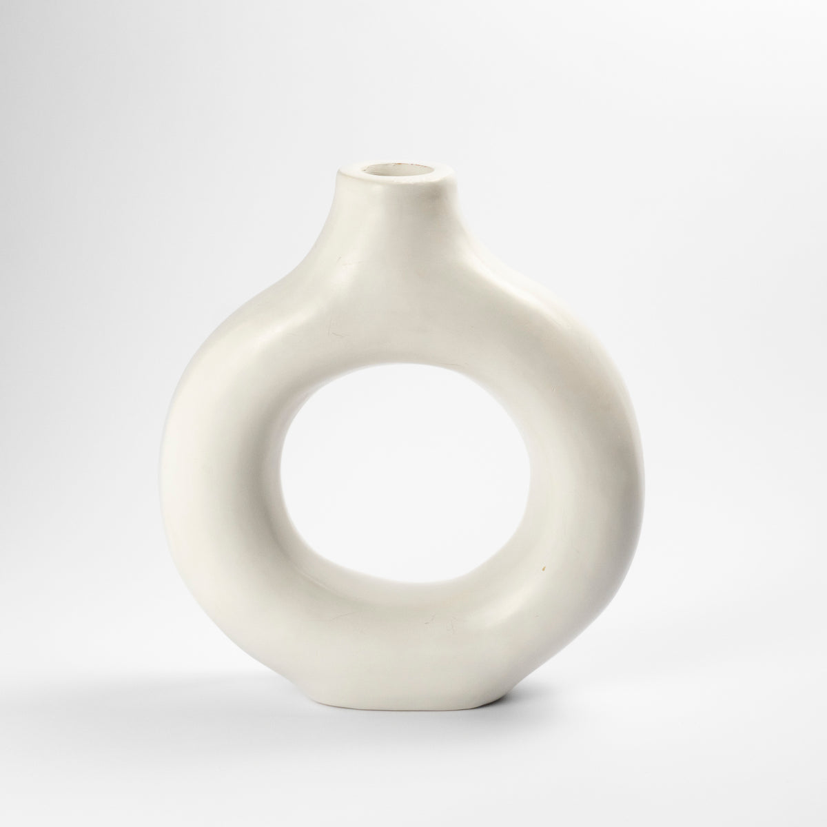 Mylo Ceramic Vase- Medium